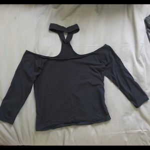 Off shoulder top with choker